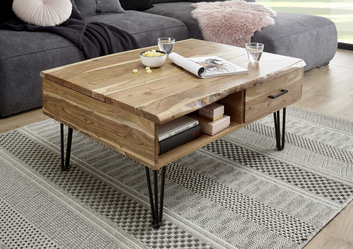 MUSTIQUE Couchtisch